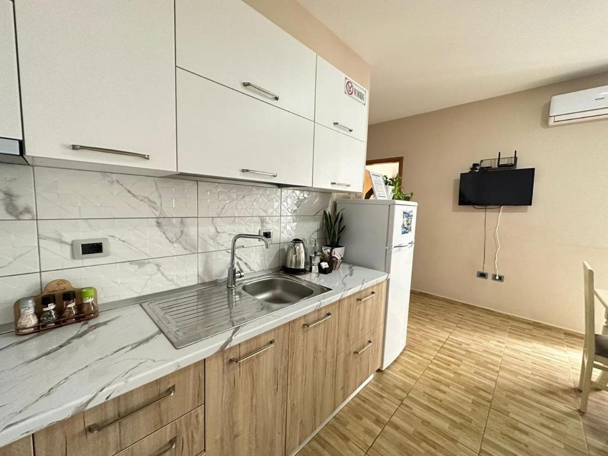 Trea Accomodations - Despacito Port Side วญอเรอ ภายนอก รูปภาพ